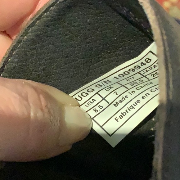 Ugg Meredith booties 8.5 - Picture 6 of 6